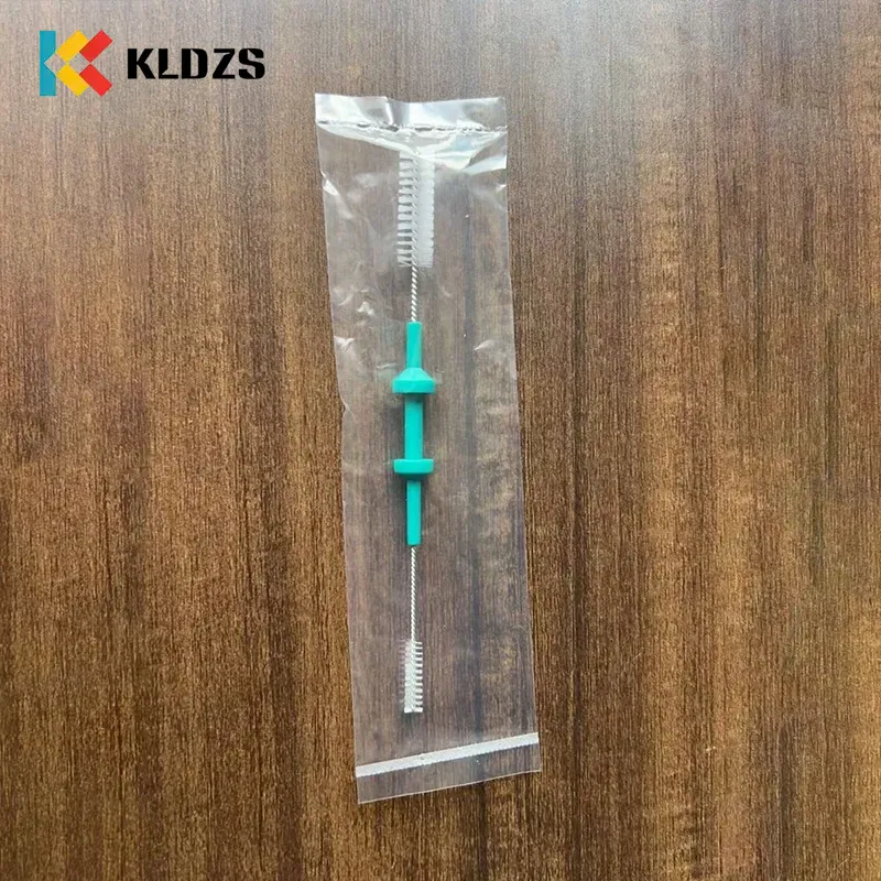 Endoskopický čisticí kartáček 11 mm x 160 mm