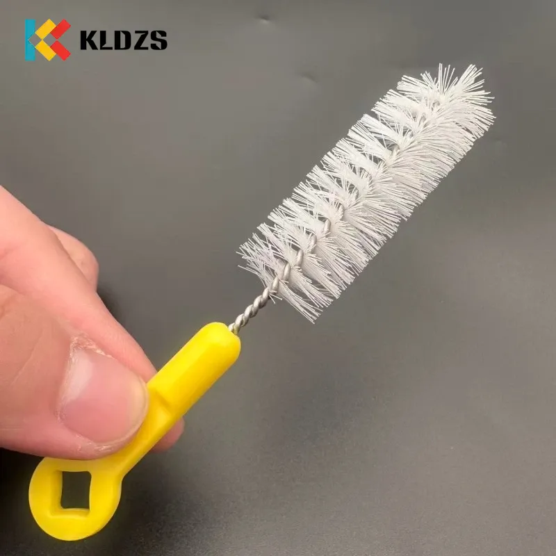 Endoskopický čisticí kartáček 15 mm x 100 mm